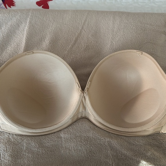 Cacique Lane Bryant Strapless Bra 44F - Picture 4 of 4